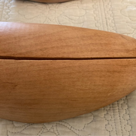 Wood Adjustable Shoe Trees Just Push Split In Middle for Perfect Fit - Picture 3 of 6